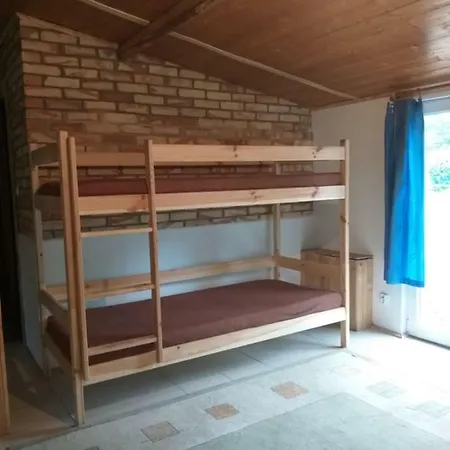 مكان تخييم Tajemniczy Ogrod Naruszewo